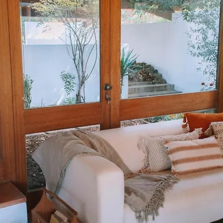 Villa Casa Com 4 Quartos E Jardim Espacoso - Santa Sofia *