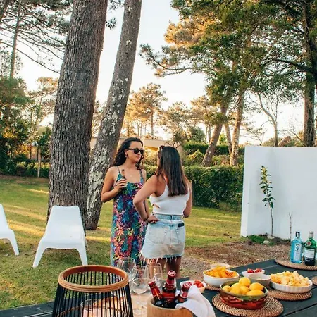 Casa Com 4 Quartos E Jardim Espacoso - Santa Sofia Moledo (Viana do Castelo)
