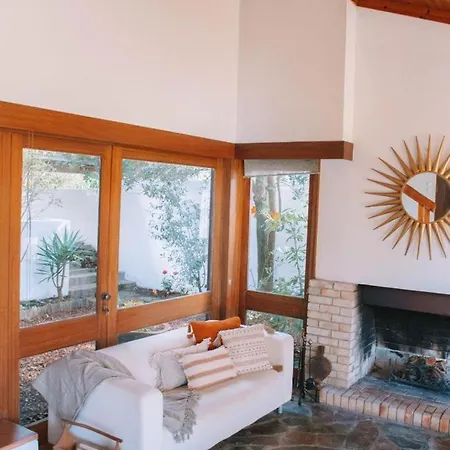 Casa Com 4 Quartos E Jardim Espacoso - Santa Sofia Villa *