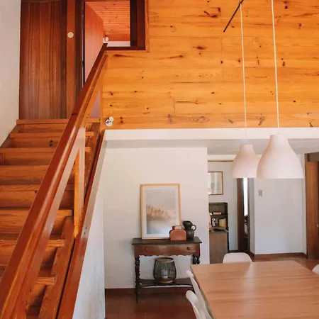 Casa Com 4 Quartos E Jardim Espacoso - Santa Sofia فيلة موليدو