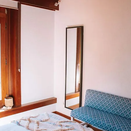 Casa Com 4 Quartos E Jardim Espacoso - Santa Sofia Villa *